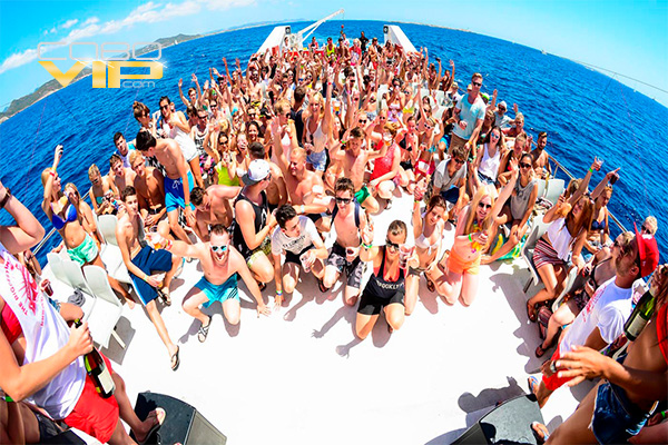 Mega Yate para Fiesta de Cumpleaños en Los Cabos