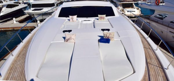 80 FT Solange 2010  | Renta de Yates Cabo San Lucas - Image 2