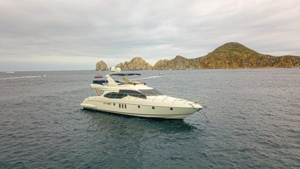 Azimut 62ft | Renta de Yates Cabo San Lucas - Image 14