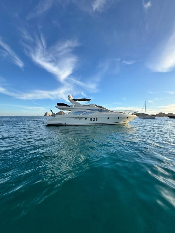 Azimut 62ft | Renta de Yates Cabo San Lucas - Image 3