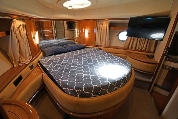 Azimut 62ft | Renta de Yates Cabo San Lucas - Image 4