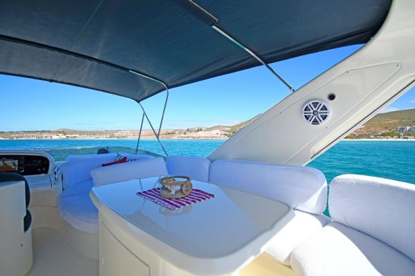 Azimut 62ft | Renta de Yates Cabo San Lucas - Image 8