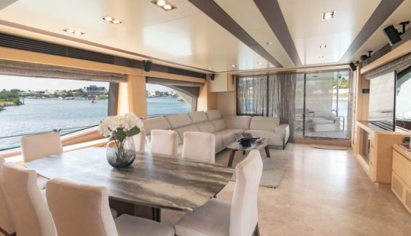 84 ft Azimuth | Renta de Yates Cancun - Image 6
