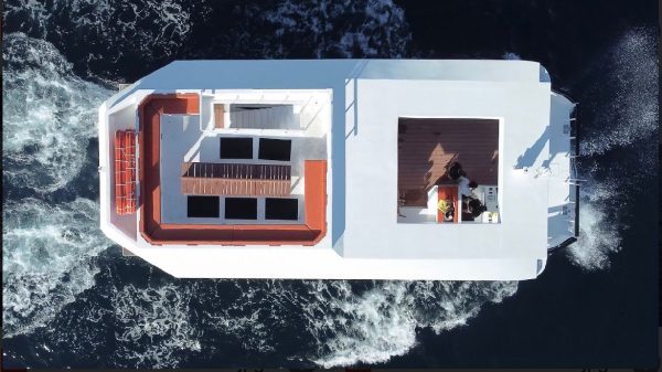 CATAMARAN 60 | Yacht Charters Cabo - Image 7