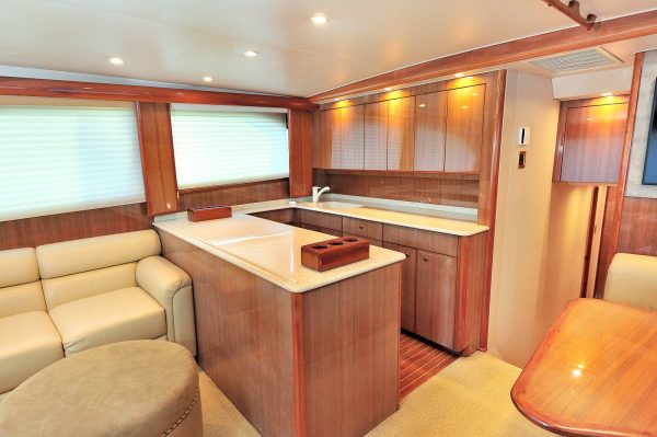 48 FT Viking 2017 | Yacht Charters Cabo - Image 6