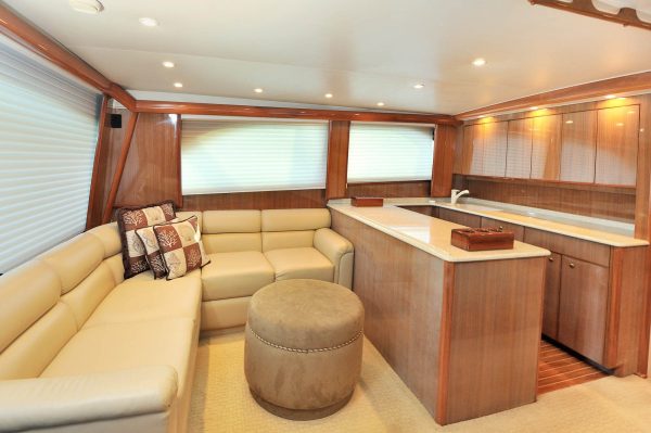 48 FT Viking 2017 | Yacht Charters Cabo - Image 2
