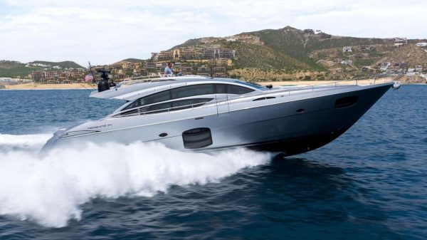 Cabo Yacht Charters | PEARSHING 75 FT