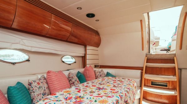 50 FT Princess 2010 | Renta de yates cabo san lucas - Image 5