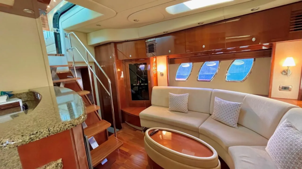65 FT Searay  2015 | Renta de Yates Cabo San Lucas - Image 11