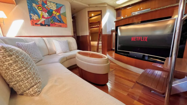 65 FT Searay  2015 | Renta de Yates Cabo San Lucas - Image 12