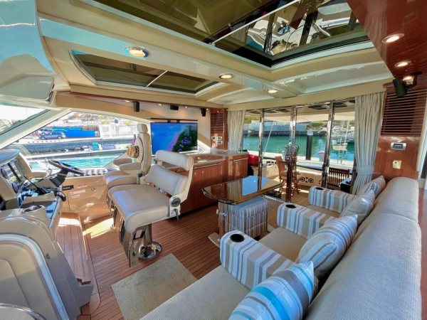 65 FT Searay  2015 | Renta de Yates Cabo San Lucas - Image 8