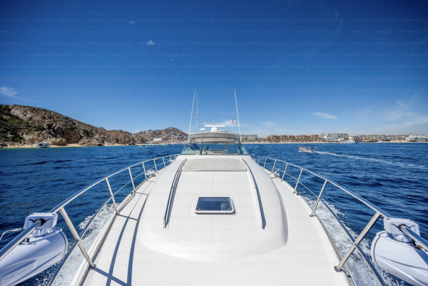 60 FT SeaRay  2010 | Renta de Yates Cabo San Lucas - Image 3