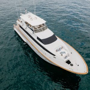 85 FT Shine  2010 | Renta de Yates Cabo San Lucas