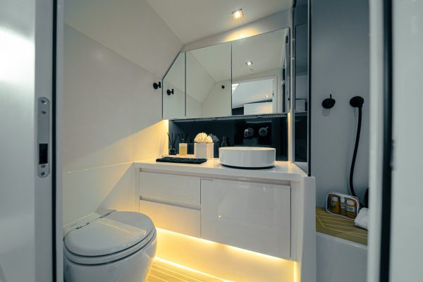 48 FT VanDutch | Cabo Yacht Charters - Image 4