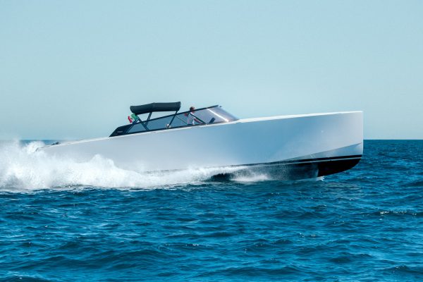 48 FT VanDutch | Cabo Yacht Charters