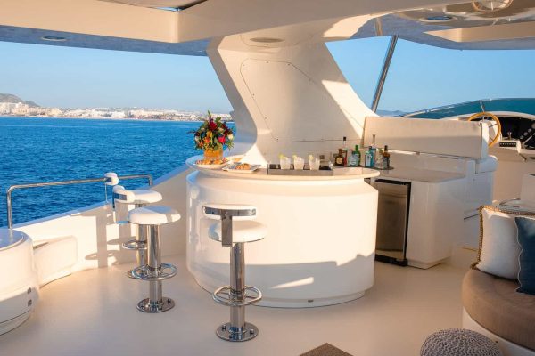116 FT Refit Azimut  2022 | Yach Charters Cabo - Image 6