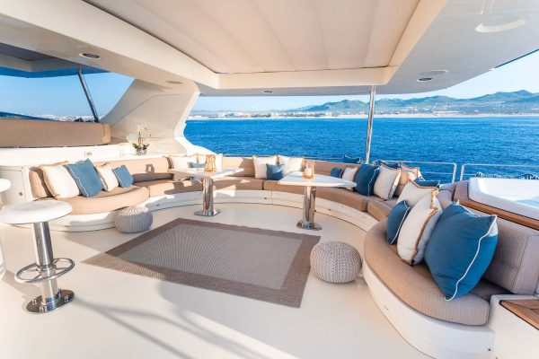 116 FT Refit Azimut  2022 | Yach Charters Cabo - Image 8