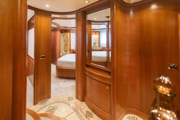 116 FT Refit Azimut  2022 | Yach Charters Cabo - Image 14