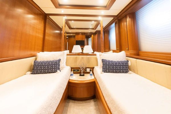 116 FT Refit Azimut  2022 | Yach Charters Cabo - Image 13
