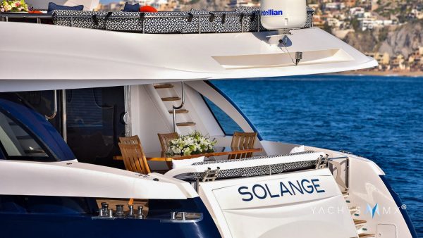 80 FT Solange 2010  | Renta de Yates Cabo San Lucas - Image 12