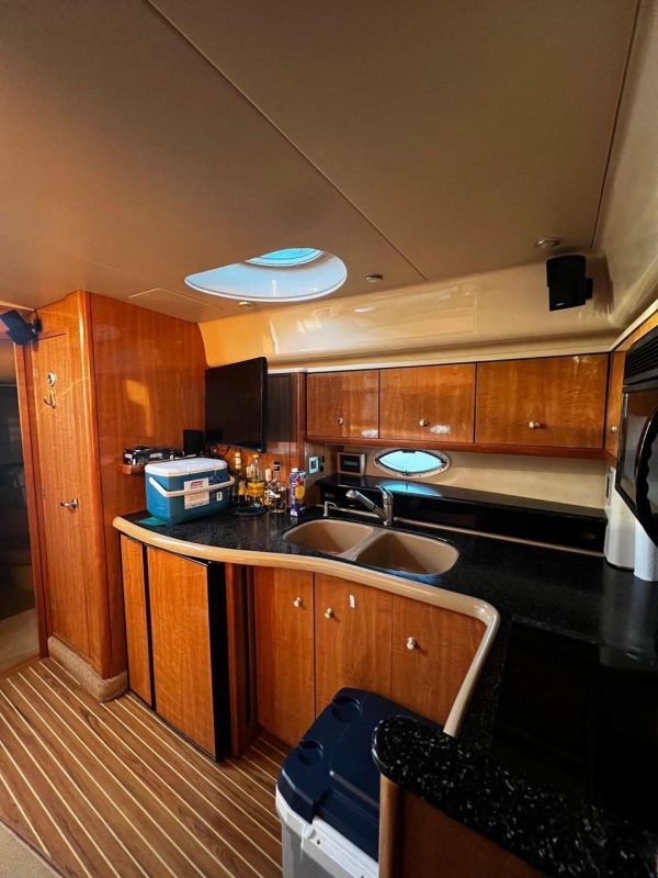 45 FT Maxxum | Renta de Yates Cabo San Lucas - Image 3