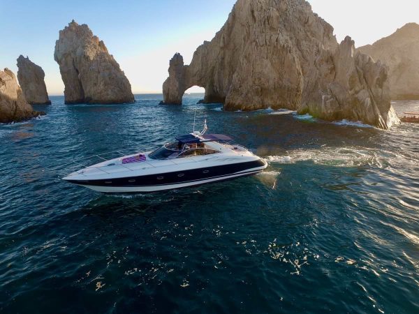 55 FT Sunseeker  2010 | Renta de yates Cabo san lucas